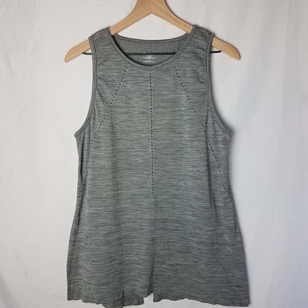*SOLD* Athleta Heathered Gray Sleeveless Top Large - Picture 1 of 8
